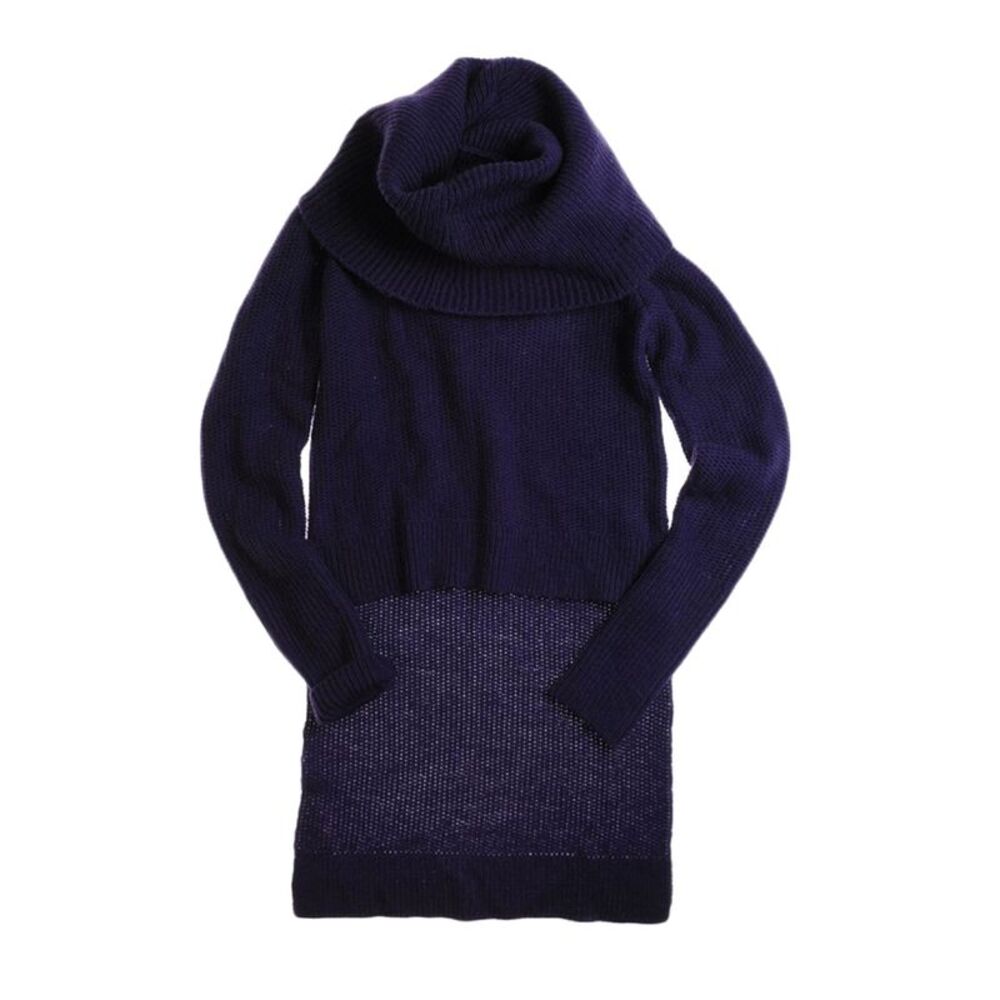 W118 Womens Turtleneck Cable Knit Sweater, NWT
